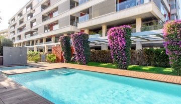 Resa Estates Ibiza te koop penthouse Marina botafoch for sale Ibiza community pool.jpg